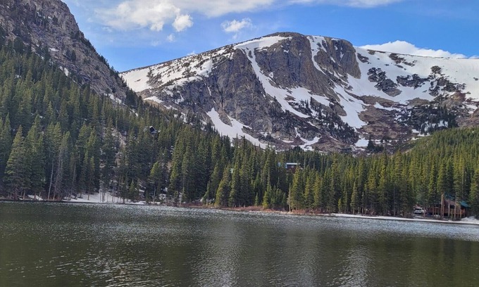 Saint Mary's House | Beautiful secluded Family Home located in the heart of the Rocky Mountains