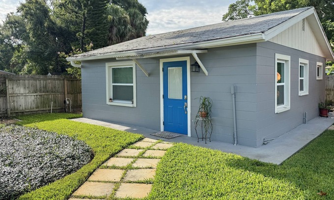 Sun Bay South Apartment | Beautiful South Tampa!