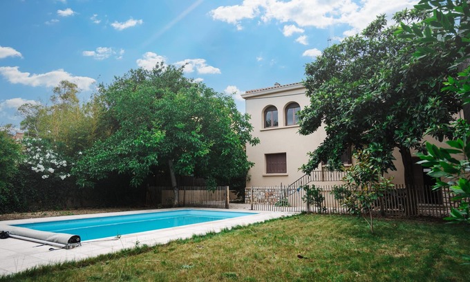 Estagel Villa | Beautiful southern house with pool in Occitania