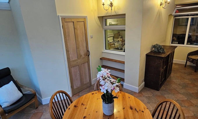 Bury St Edmunds House | Beautiful Spacious 5 Bed House