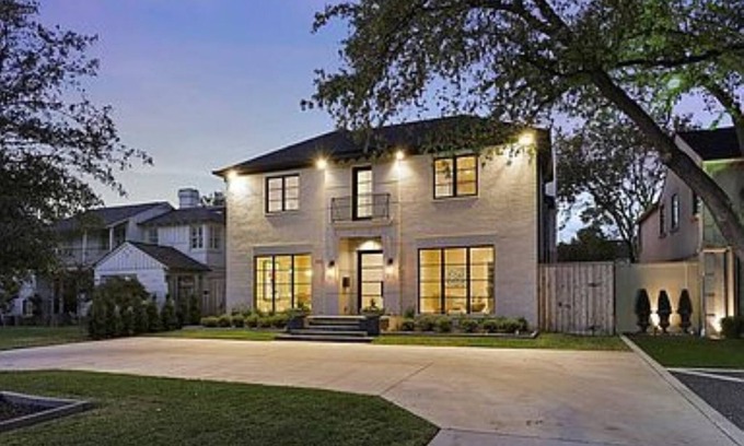 Park Cities House | Beautiful Spacious House in the Park Cities area