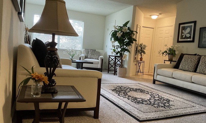 Villas Condo | Beautiful spacious luxury condo. 1bed 2 bath. Media room. Immaculate. Lake View.