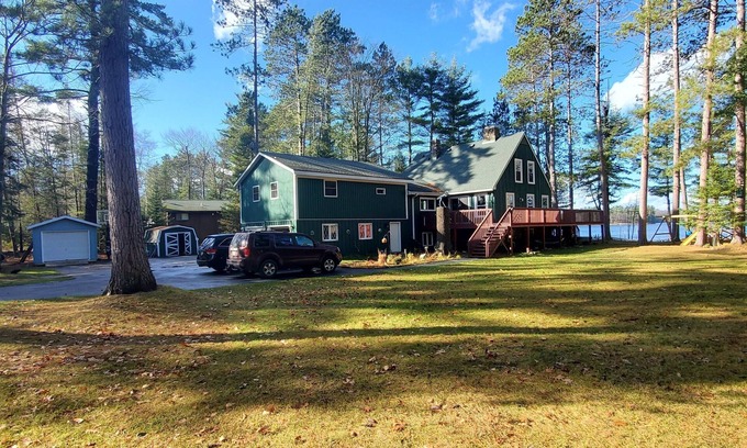Conover House | Beautiful, Spacious North Woods Lake Home!