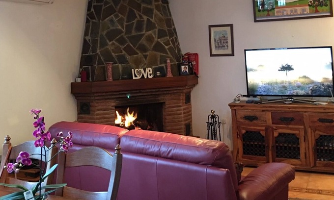 Casarabonela Villa | Beautiful Spanish villa w/t private pool & grounds