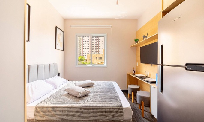 Santa Paula Apartment | Beautiful studio with parking included, ap306