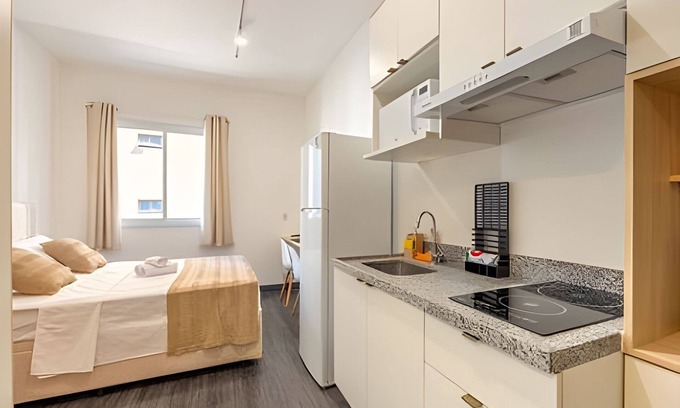 Santa Paula House | Beautiful studio Sao Caetano Barcelona ap102