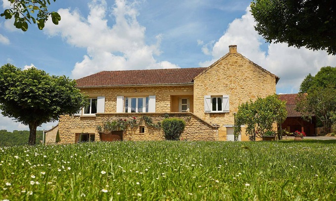Beynac-et-Cazenac House | Beautiful stone house with large spaces and your dream holiday in Beynac