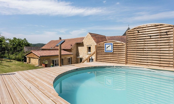Sainte-Mondane House | Beautiful stone house with pool by the Dordogne river