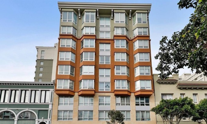 Tenderloin Apartment | Beautiful Studio apartment (558211) by Houzlet
