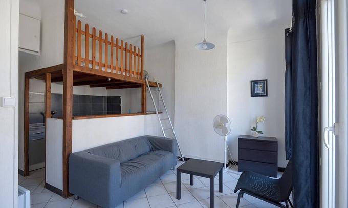 Lodi Apartment | Beautiful studio - view on Notre-Dame de la Garde