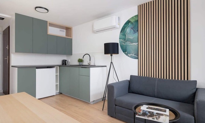 Gliwice Apartment | Beautiful Studio with Air Conditioning | Gliwice