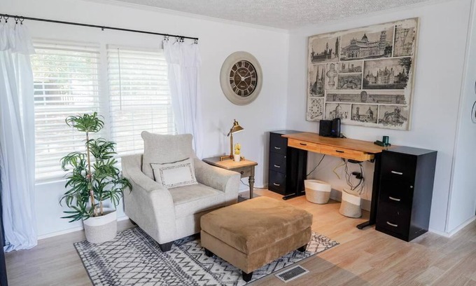 Conestee House | Beautiful Stylish 3 bedroom home in Greenville