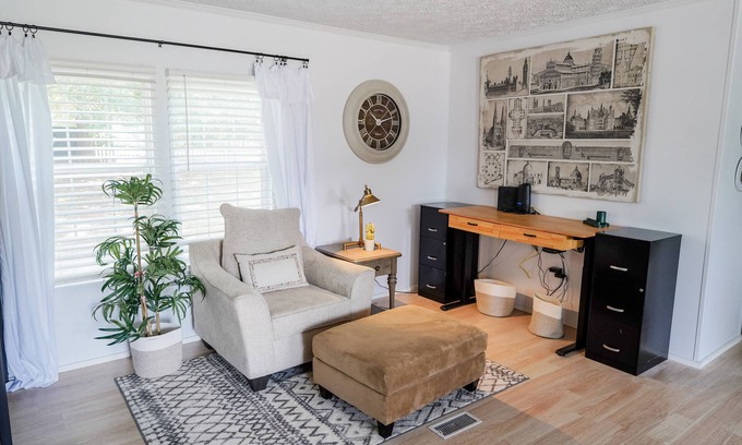 Conestee House | Beautiful Stylish 3 bedroom home in Greenville