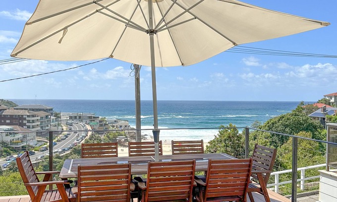 Bronte House | Beautiful & stylish Tamarama home with front row Surf views at your doorstep!