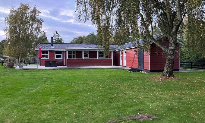 Gedesby House | Beautiful summer house with shelter and fire pit