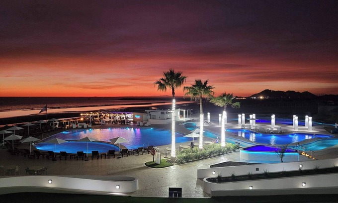 Sandy Beach Condo | Beautiful Sunset and Ocean View Esmeralda A503