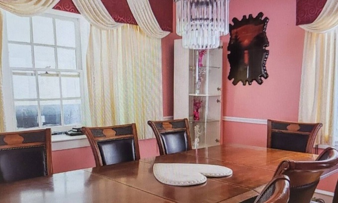 Upper Darby House | Beautiful Surburban Family Home