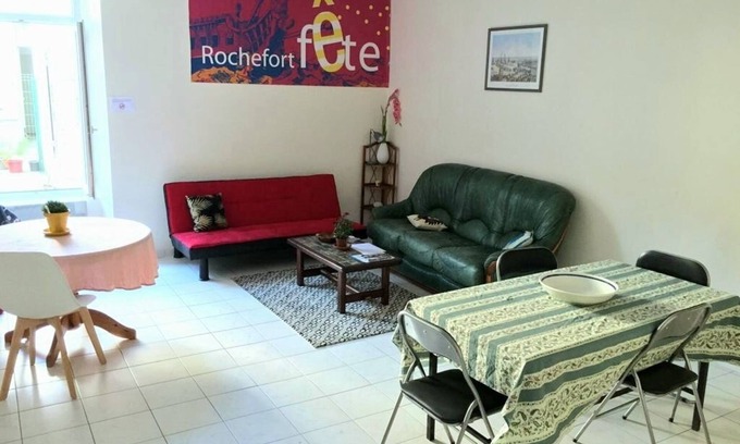 Rochefort Apartment | Beautiful T3 on the ground floor, Downtown near the Hermione