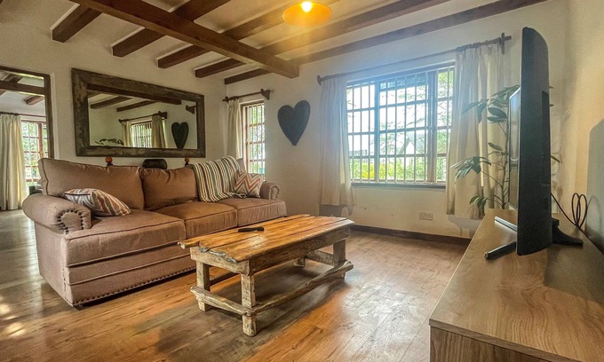 Baruti West House | Beautiful three bedroom family home