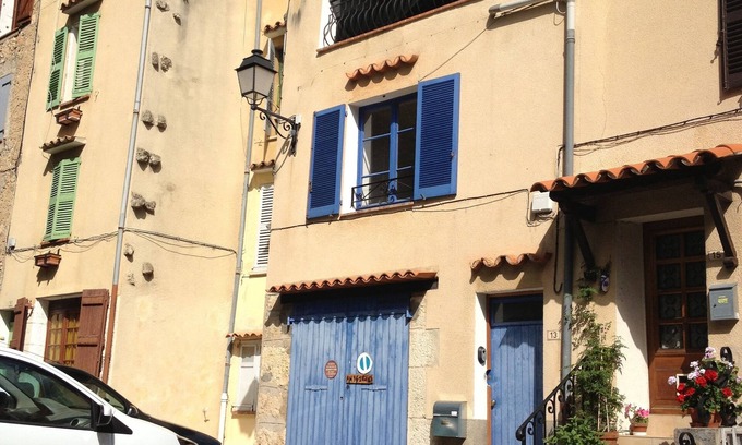 Bargemon House | Beautiful town house with shared (municipal) pool