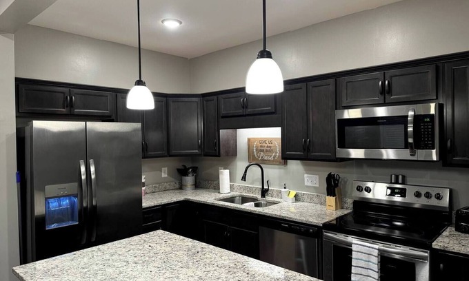 Clarksville House | Beautiful Townhome with Pool