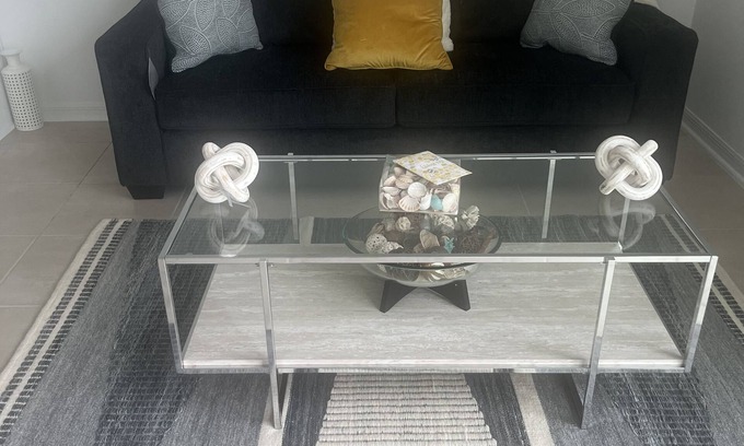 Northside House | Beautiful Townhouse minutes from Jacksonville Airport, Beaches and Hospitals