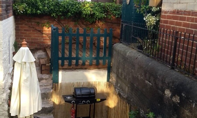 Belper House | Beautiful Traditional Stone Cottage In the Amber Valley