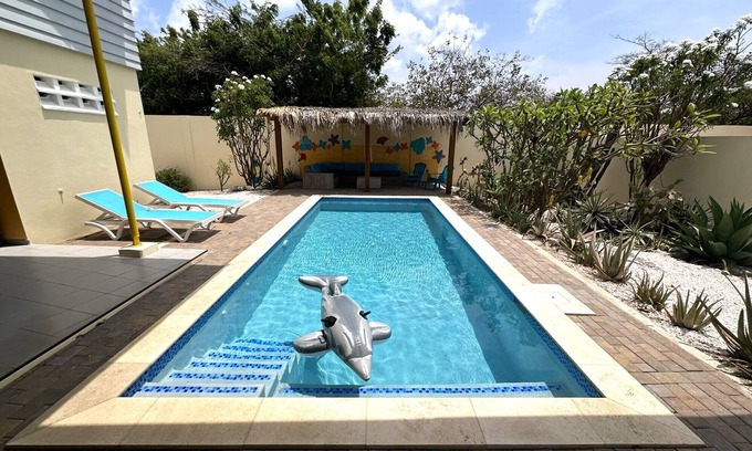 Willemstad Villa | Beautiful tropical villa with private pool, 5 minutes from beach and golf course