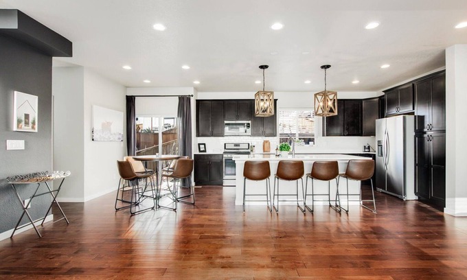 Castle Rock House | Beautiful, updated, close to downtown Castle Rock