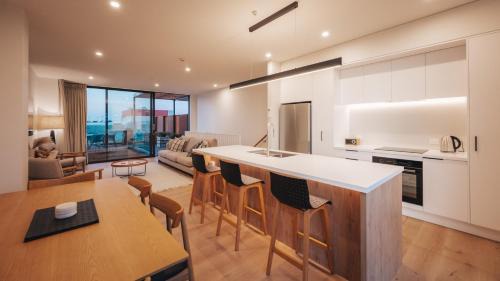 Nelson City Centre Apartment | Beautiful urban apartment 1