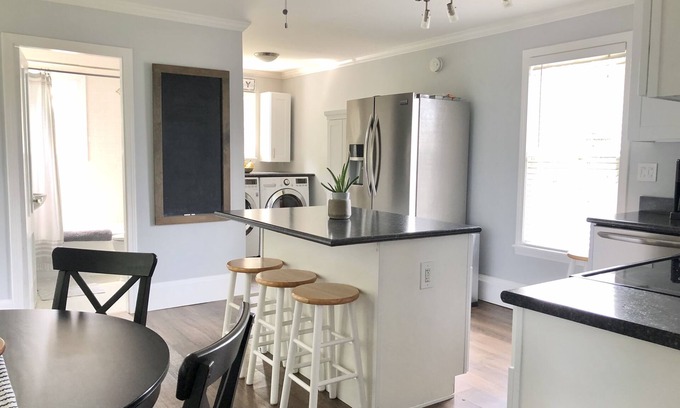Manchester Apartment | Beautiful Urban Oasis Close to Downtown Manchester