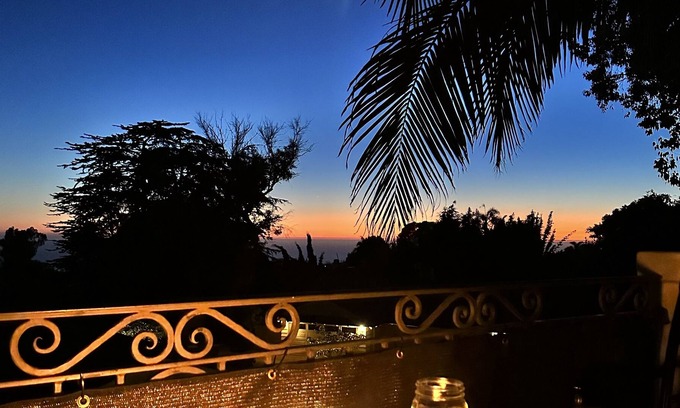 Palos Verdes Estates House | Beautiful Mediterranean Home Near Beautiful Canyon & Coastal Walking Paths.