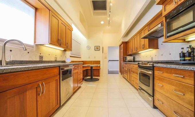 San Luis Obispo House | Beautiful Vaca Home with Mountain Views, Minutes from Cal Poly w/amazing hiking