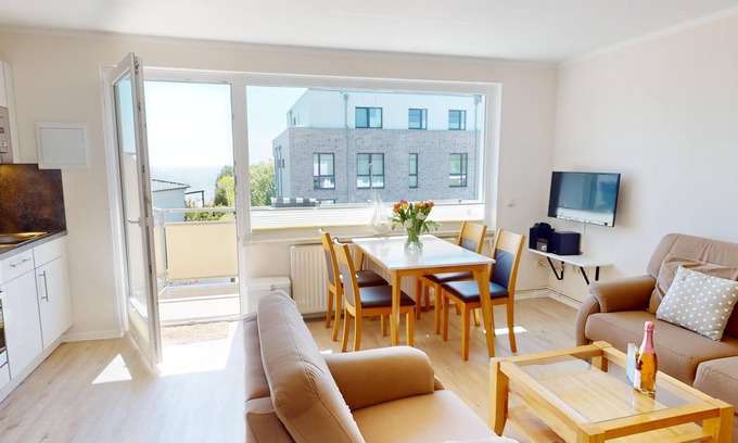 Groemitz Apartment | Beautiful vacation apartment with sea view near the beach and marina in Grömitz