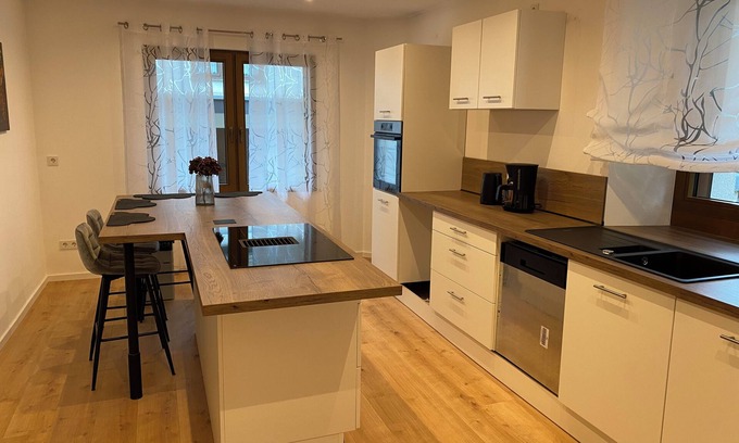 Osann-Monzel House | Beautiful vacation home at the winery