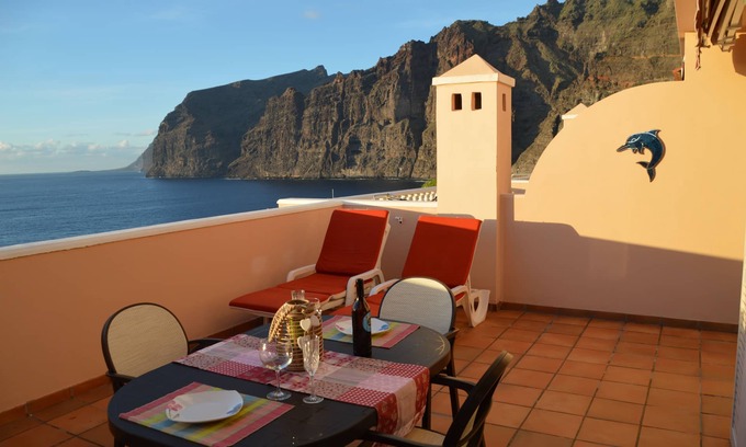 Los Gigantes Apartment | Beautiful Vacation Home with views of the sea and the Los Gigantes Cliff.