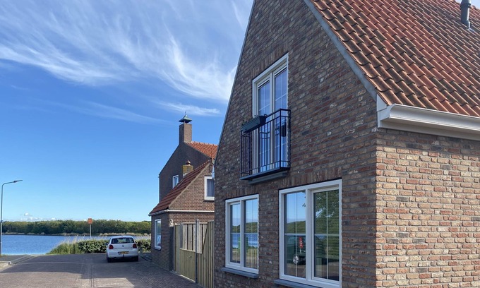 Westkapelle House | Beautiful vacation home in Westkapelle - Creek/center/beach within walking distance