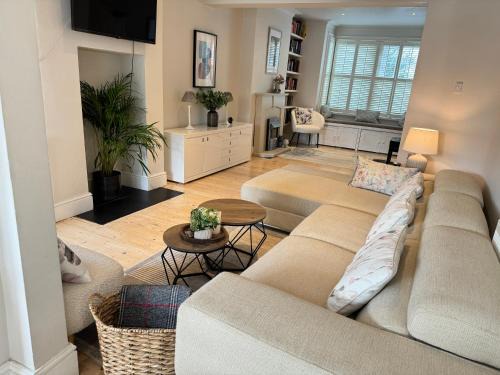 Headington House | Beautiful Victorian Home near central Oxford