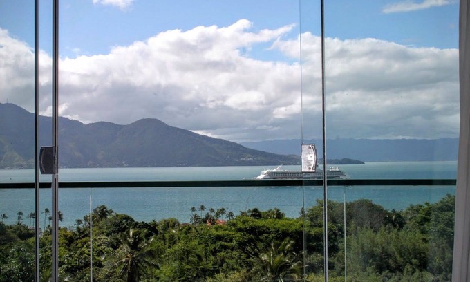 Ilhabela House | BEAUTIFUL VIEW. house for 5 people near village Rented