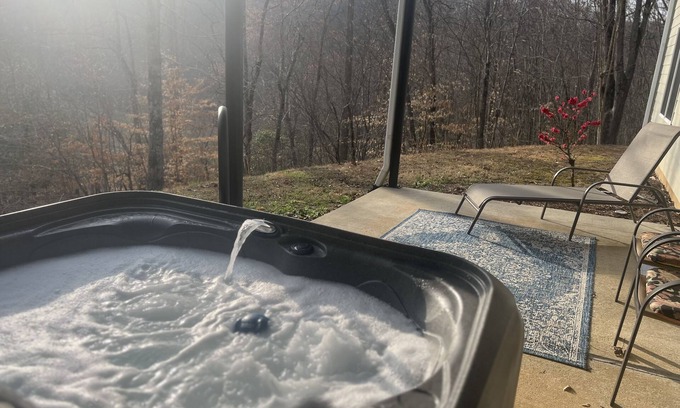 Franklin House | Beautiful Views, Endless views, Spacious home with privacy & hot tub Gem mining