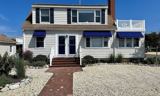 North Beach Haven House | Beautiful views of sunsets over the bay and walking distance to the beach.