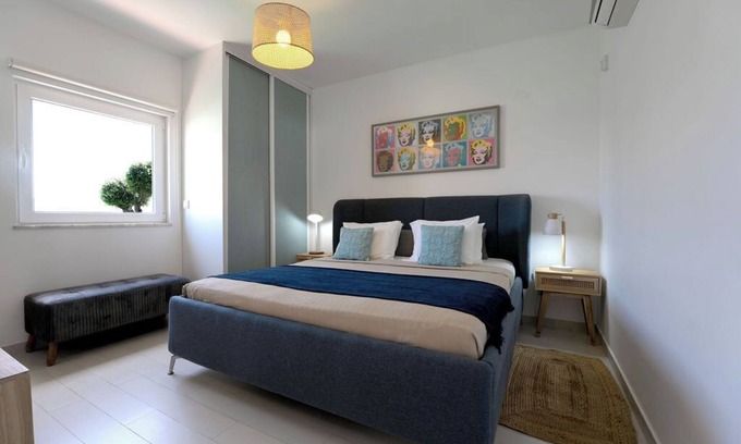 Gale Villa | Beautiful Villa close to the beach with private pool, garden and terrace