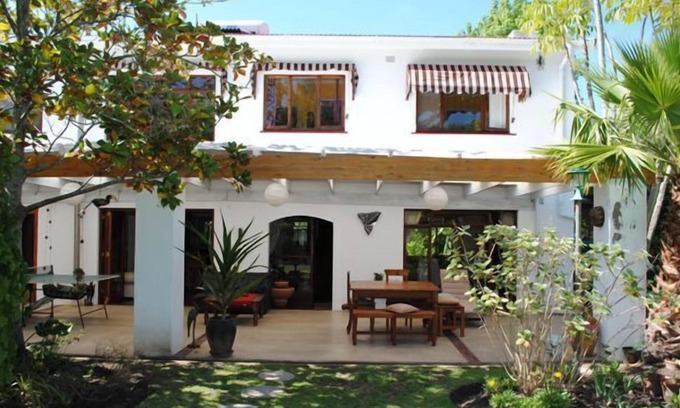 George Villa | Beautiful Villa close to world class beaches & golf course, long term welcome.