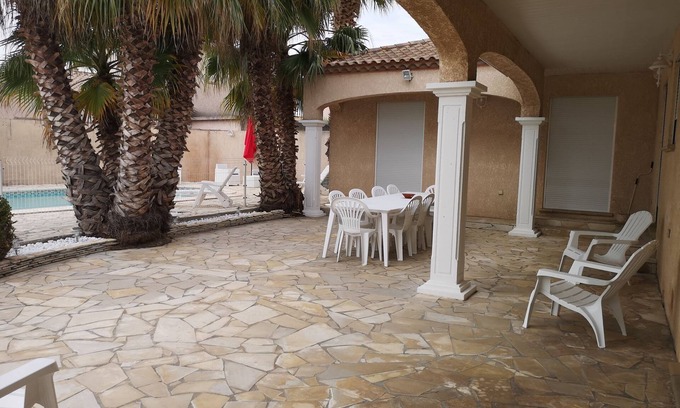 Sauvian Villa | Beautiful villa for 10 people