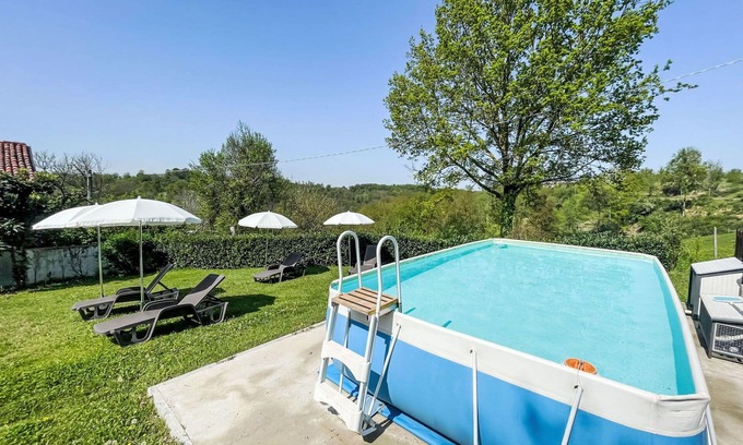 Asti House | Beautiful villa for 7 people with A/C, private pool, WIFI, TV, terrace and pets allowed