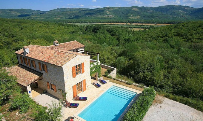 Brkac Villa | Beautiful villa in outstanding location, 10X5m pool, Wifi, stunning views