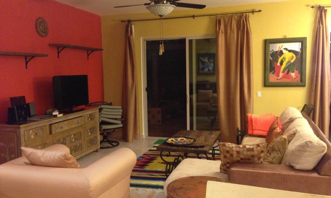 La Paz House | beautiful villa near the beach on a secluded island with pristine beaches.