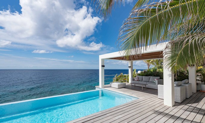St. Marie Villa | Beautiful villa with breathtaking views and direct access to the sea