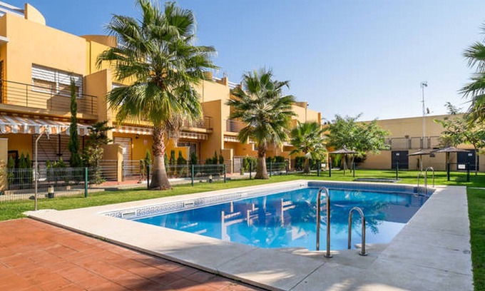 Isla Cristina House | Beautiful villa with pool, WIFI and air conditioning