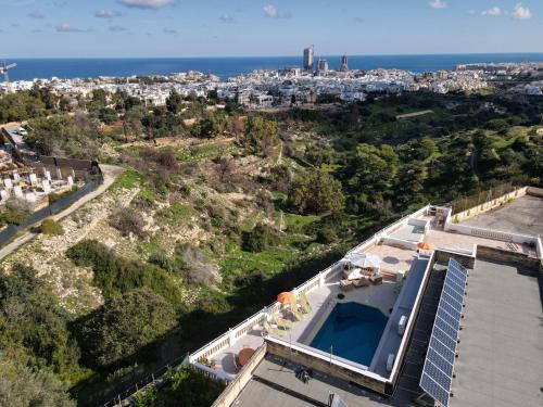 St. Andrew's Apartment | Beautiful Villa with Breathtaking Views in Swieqi by 360 Estates